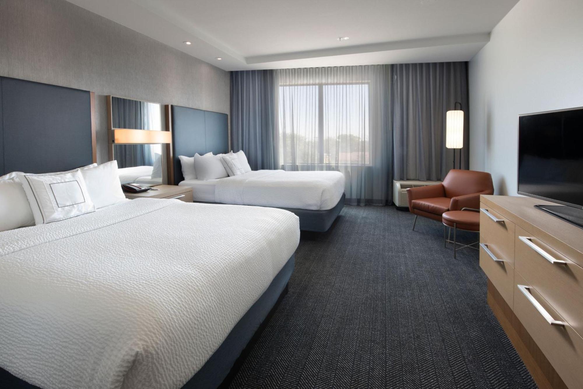 Courtyard By Marriott Lubbock Downtown/University Area Eksteriør bilde
