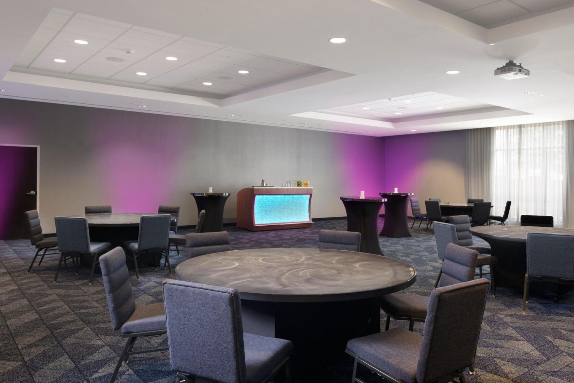 Courtyard By Marriott Lubbock Downtown/University Area Eksteriør bilde